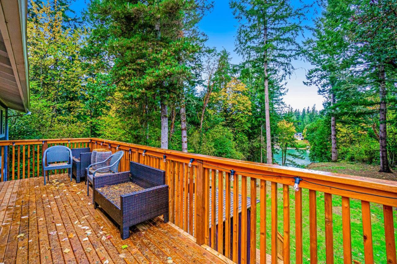 Rocky Point Retreat Villa Bremerton Exterior photo